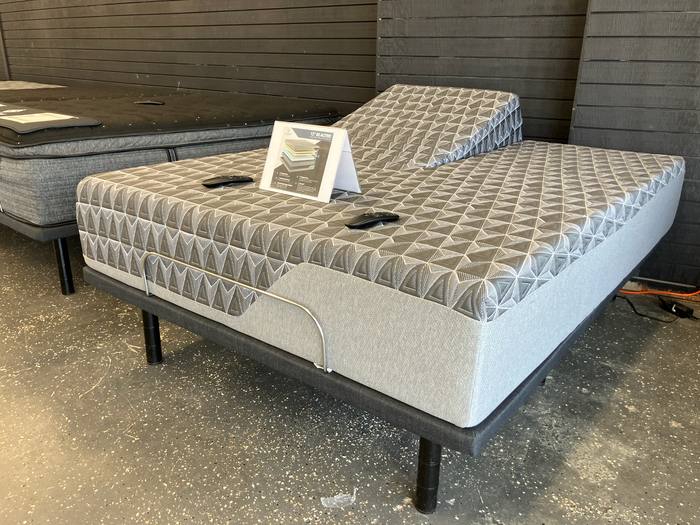 Adjustable base bundle example at BoxDrop Summersville