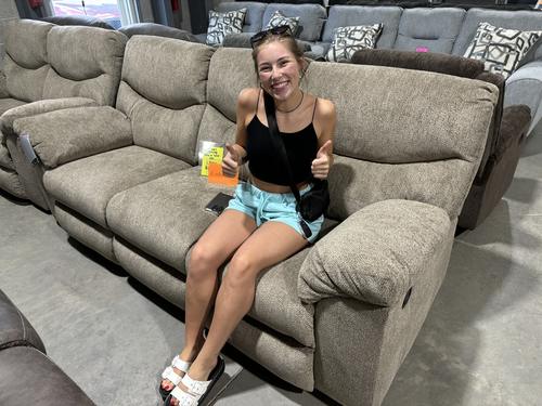 Happy BoxDrop Summersville customer