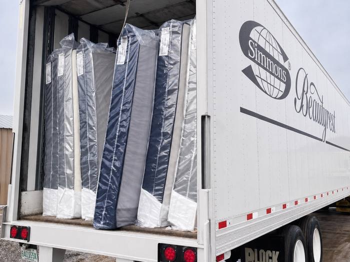Mattress example at BoxDrop Summersville