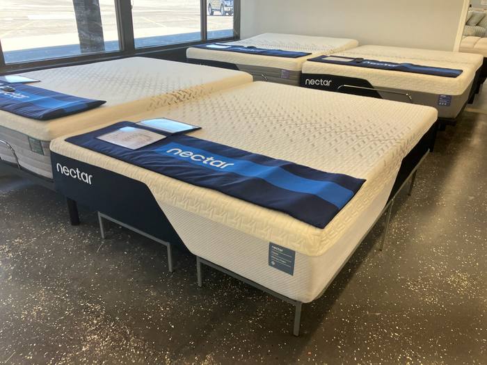 Mattress example at BoxDrop Summersville