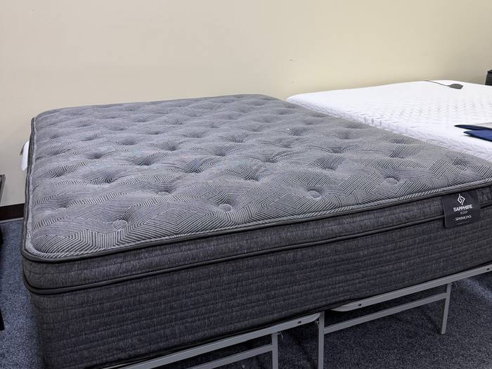 Mattress example at BoxDrop Summersville